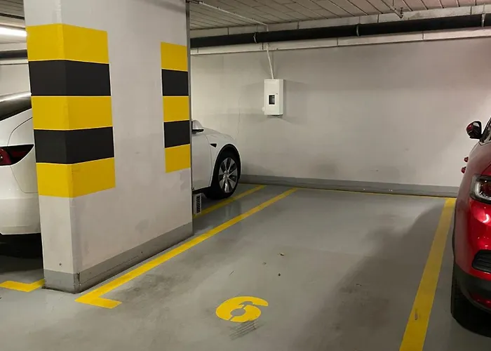Warsaw City Center Apartment - With Free Parking